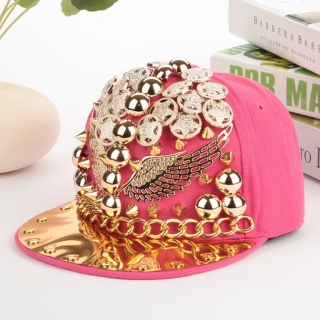 RB hat Both men and women May 31-hs05_2301818
