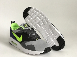 NIKE AIR MAX87-730