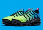 NIKE AIR VAPORMAX PLUS-08