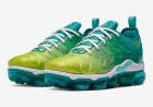 NIKE AIR VAPORMAX PLUS-11